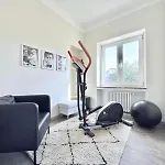 Charming 5Bedroom Home With Gym,Garden,Parking&Terrace-Hol15